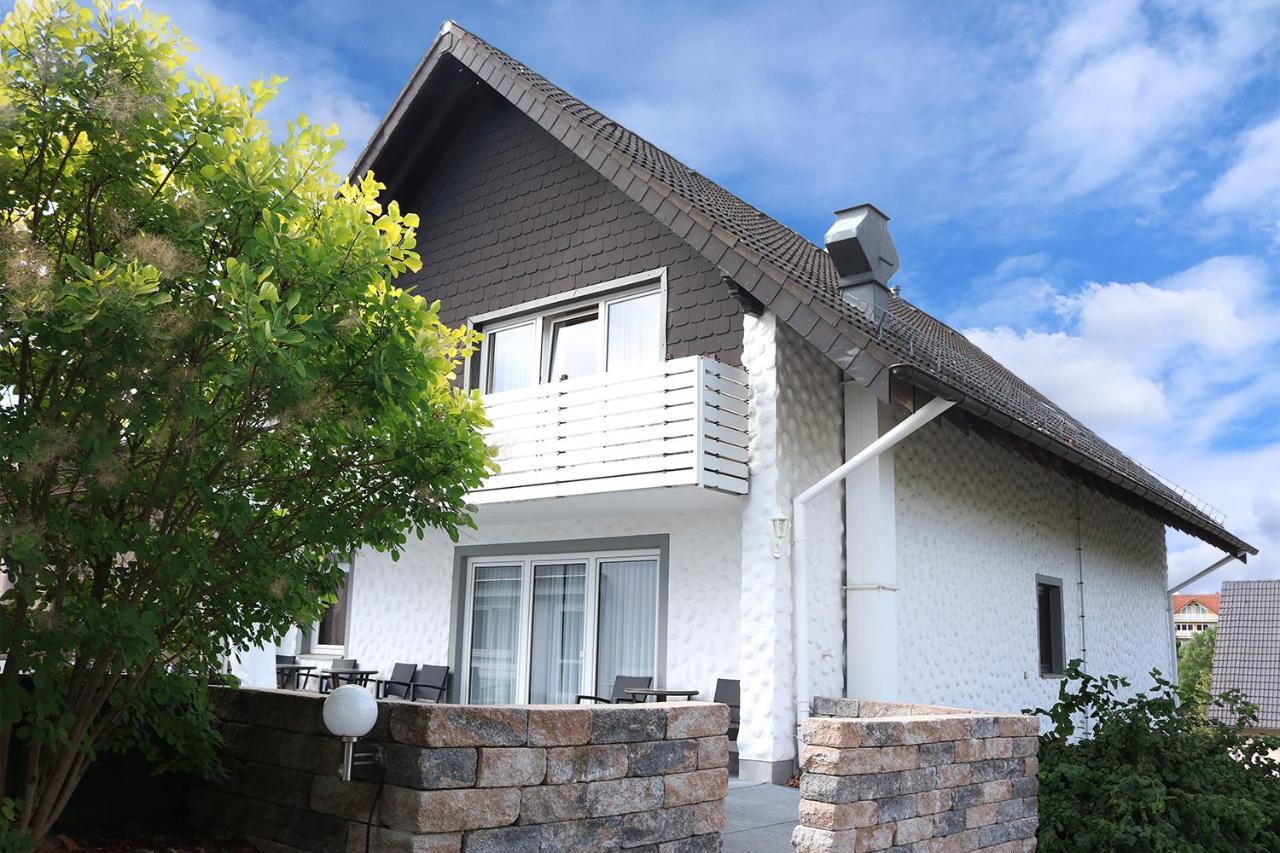 Haus Schieferstein Hotel Dahlem  Exterior photo